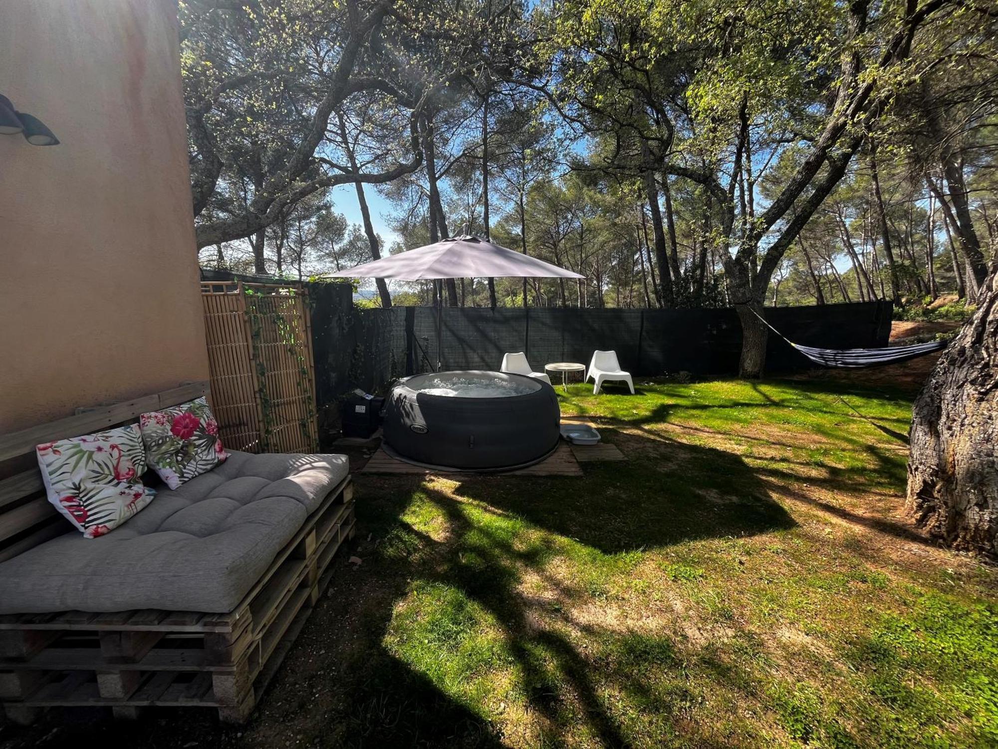 Maison Provencale Au Calme De La Campagne Avec Jacuzzi Aix-en-Provence Dış mekan fotoğraf